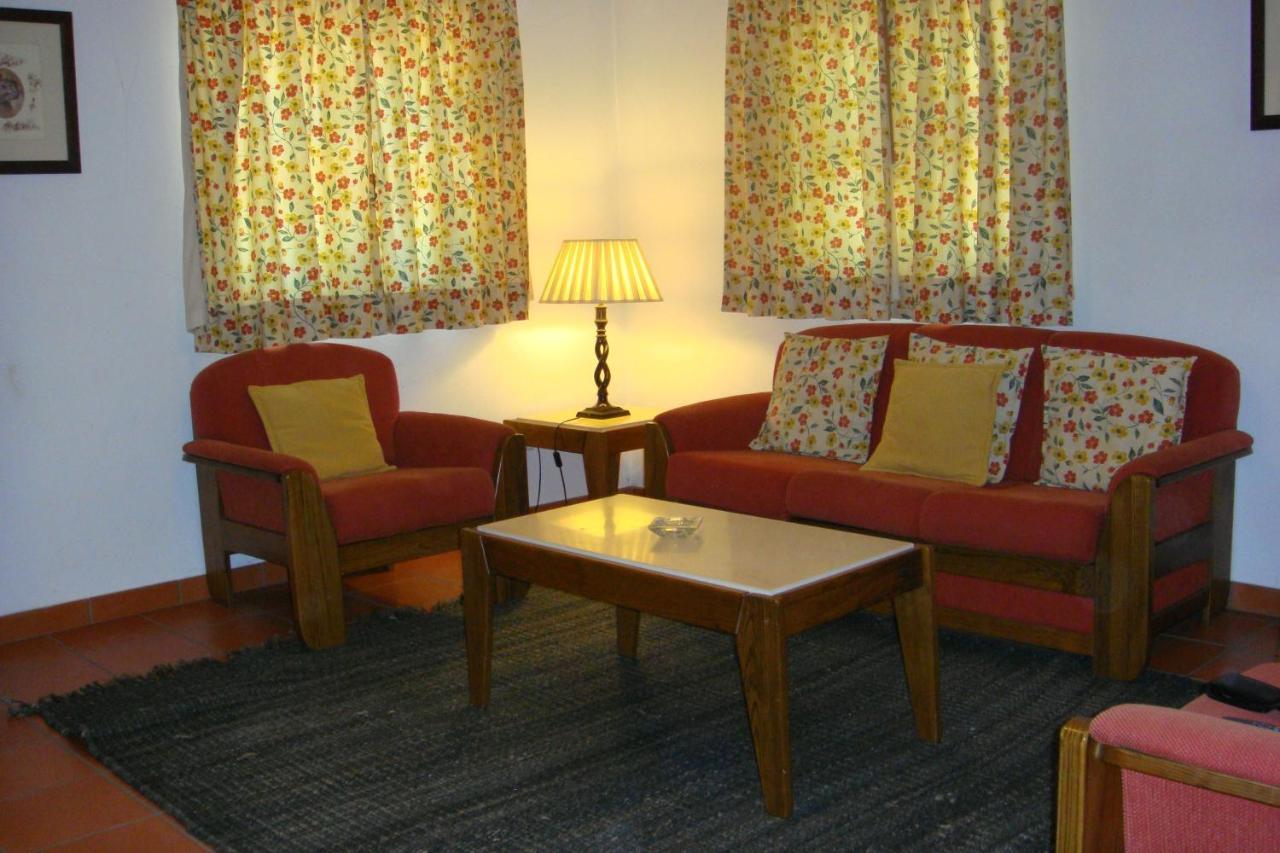 Monte Dos Arneiros Hotel Lavre Bagian luar foto