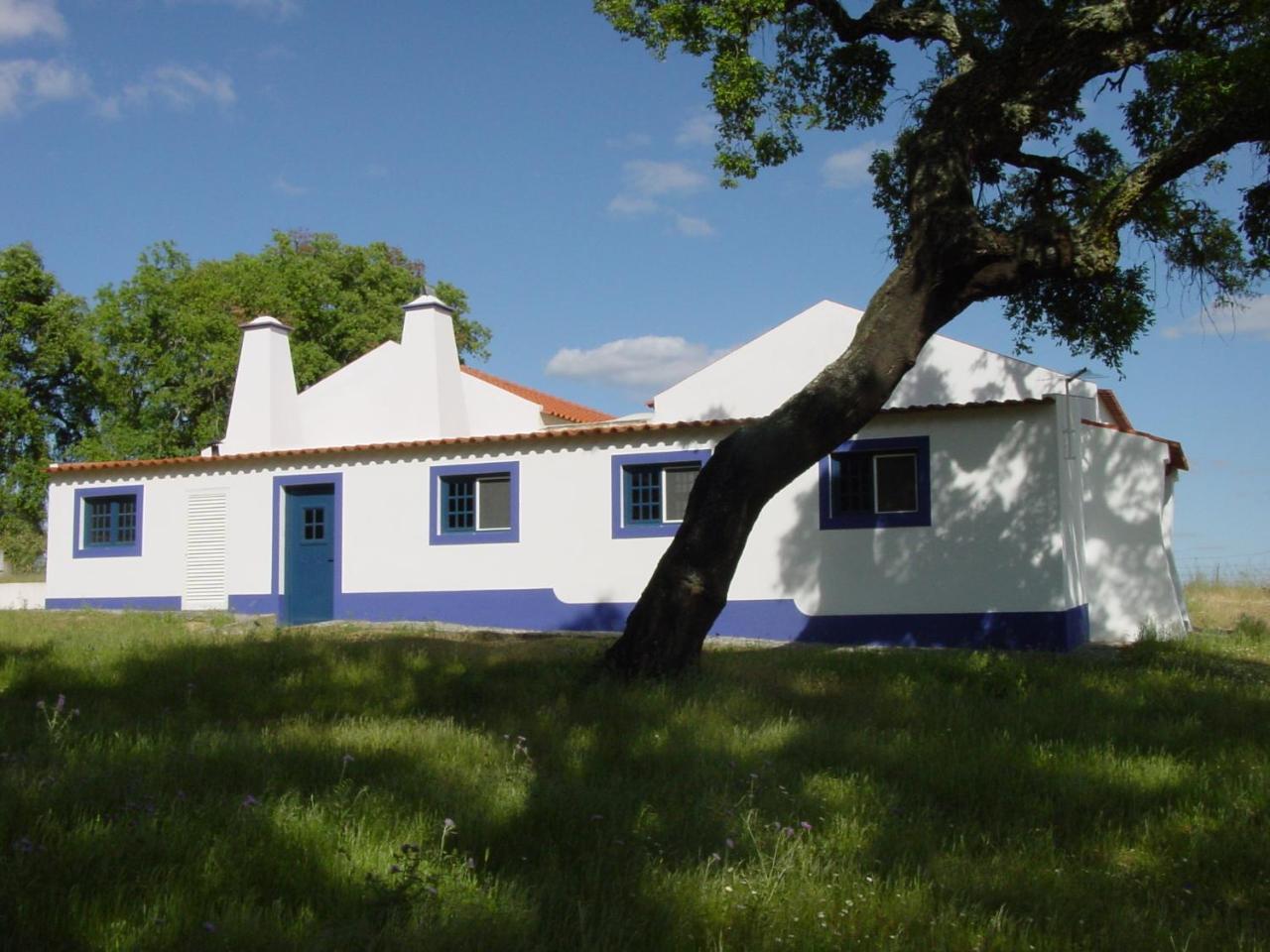 Monte Dos Arneiros Hotel Lavre Bagian luar foto